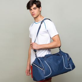 Sports bag in Polyester 600D with shoulder strap. 60 x 34 x 30 cm
