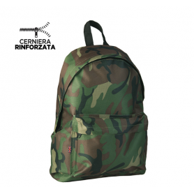 Backpack 26 x 38 x 12 cm in 600D polyester with zip and pocket. Camouflage Eastwest